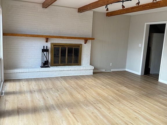 3rd image of 1616 Glenwood Ave