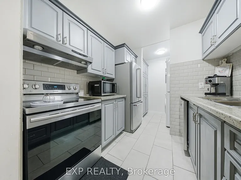 1096 Jalna Blvd #28 — Photo 12
