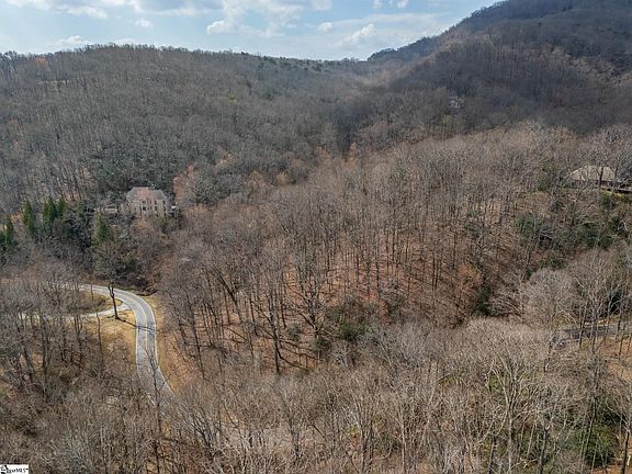 4th image of 301 Limestone Trl