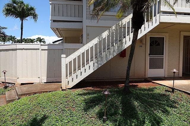 Ground floor studio with spacious courtyard