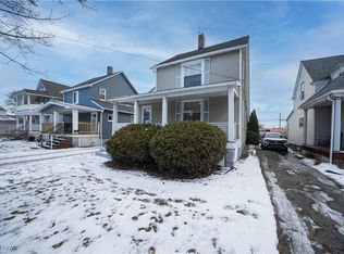 1573 Coutant Ave, Lakewood, OH