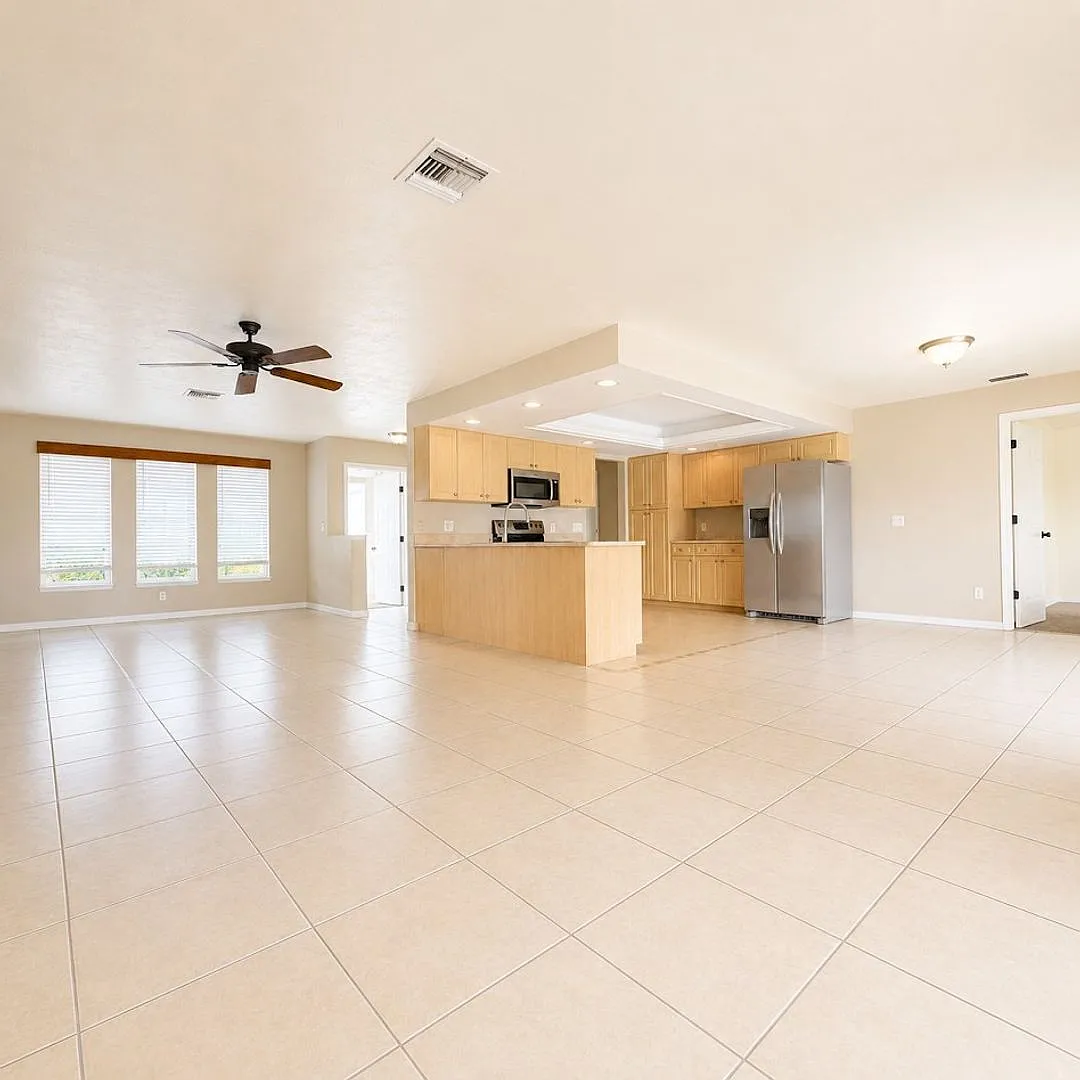 Gulf Access Pool Home with Dock Your Florida Waterfront Lifestyle Awaits! — Photo 4