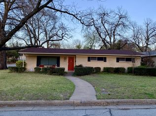 801 Waggoner Dr, Arlington, TX 76013