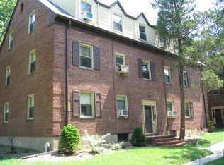 816 Prince St APT 1A, Teaneck, NJ 07666