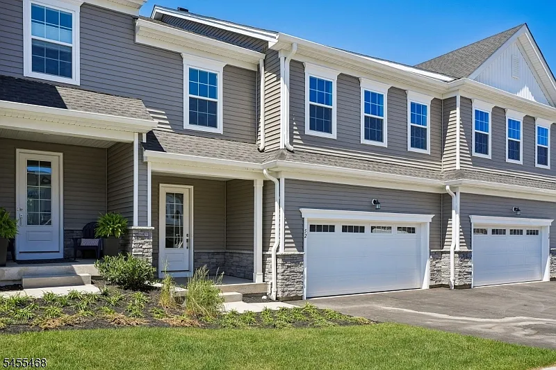 3 bed, 3.5 bath, $6,500 — Photo 1