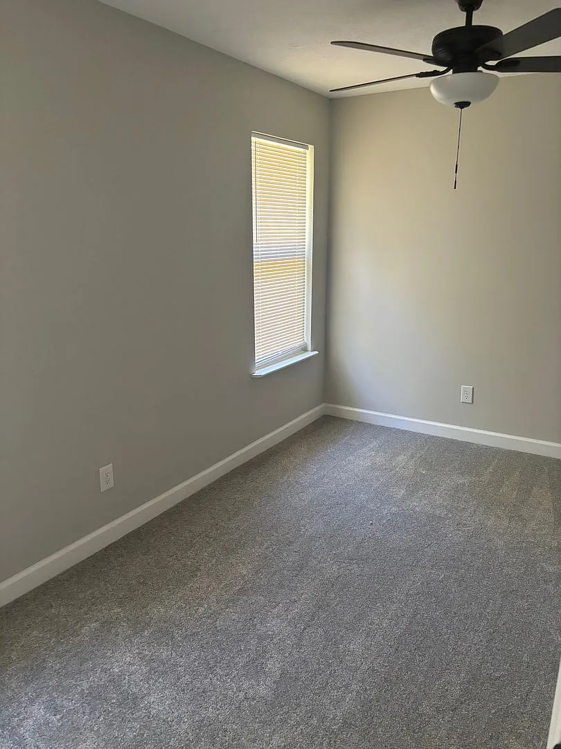 Split Floor Home minutes to Fort Gordon — Photo 2