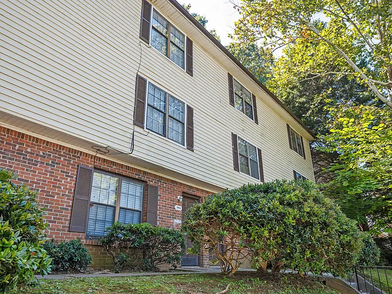 3092 Destin Cir #3 — Photo 5