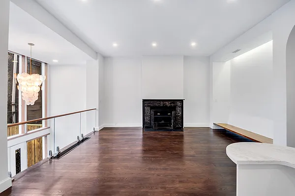 Rented by Corcoran | media 25