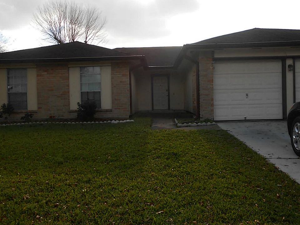 1st image of 1926 Summer Place Dr