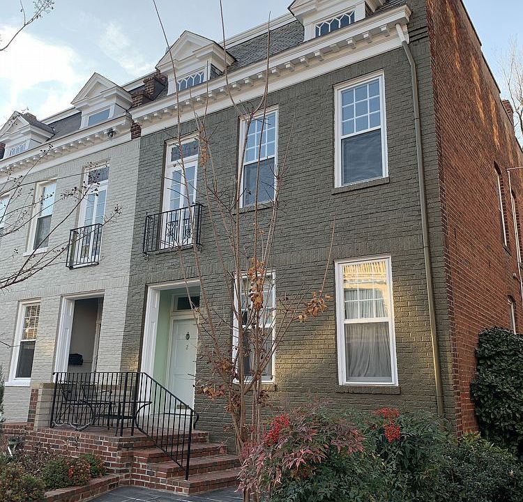 1st image of 304 N Mulberry St