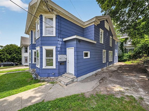 4th image of 323 Herkimer St #25
