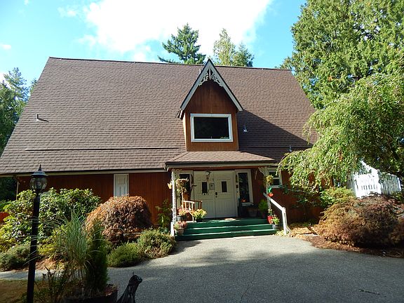 BRAND NEW ROOF SEP. 2017