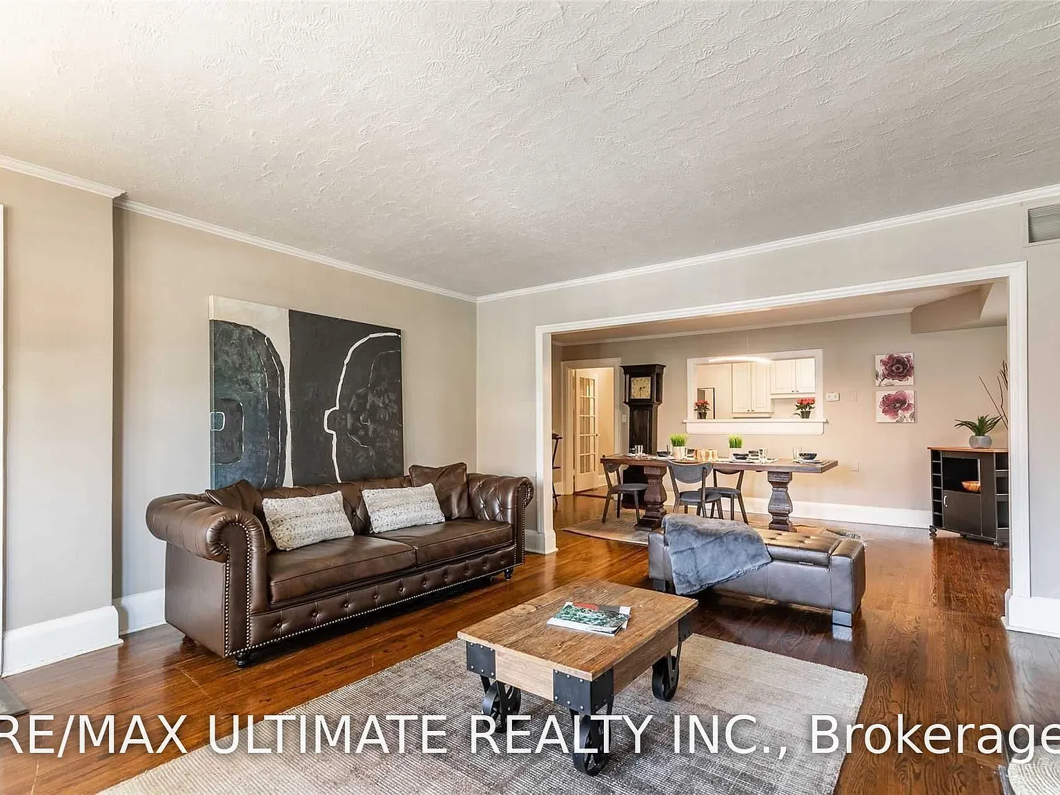 3 bed, $3,799 — Photo 4