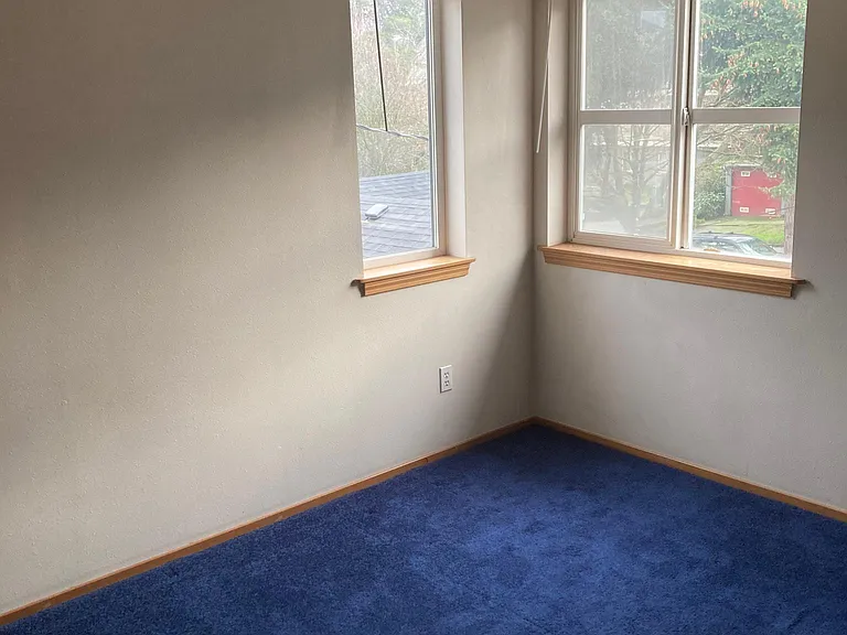 152 Florentia St #B — Photo 12