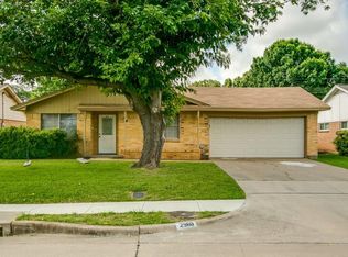 2960 Fyke Rd, Farmers Branch, TX 75234