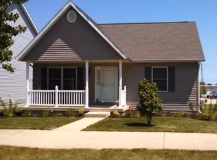 1106 Ogelthorpe Ave, Normal, IL 61761