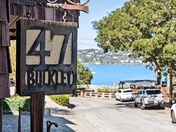 3rd image of 47 Bulkley Avenue