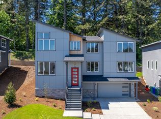 10153 SE Heritage Rd, Happy Valley, OR 97086