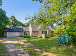 29 Old Nursery Ln, Chilmark, MA 02535