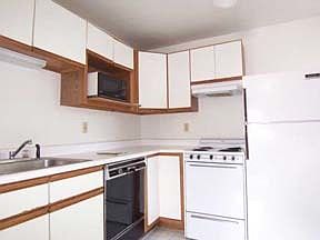3rd image of 118 Sears St APT 4
