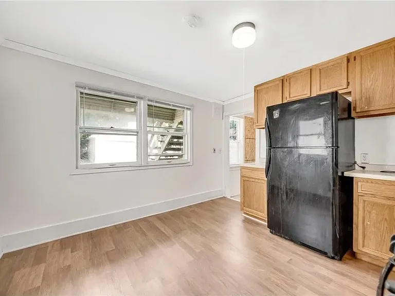 628 Parkway Dr — Photo 18