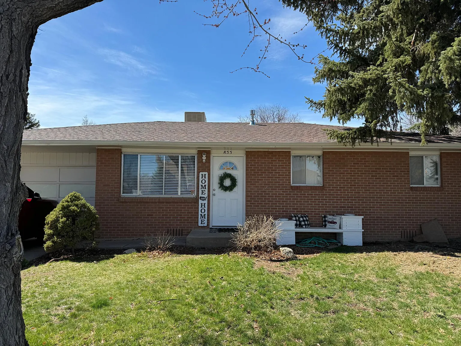 3 bed, 1144 sqft, $2,450 — Photo 1