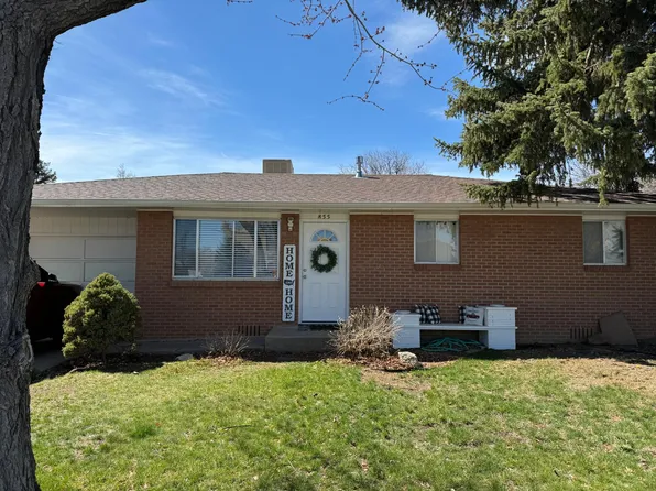 855 9th St, Berthoud, CO 80513
