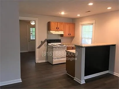 405 Granbury St — Photo 7