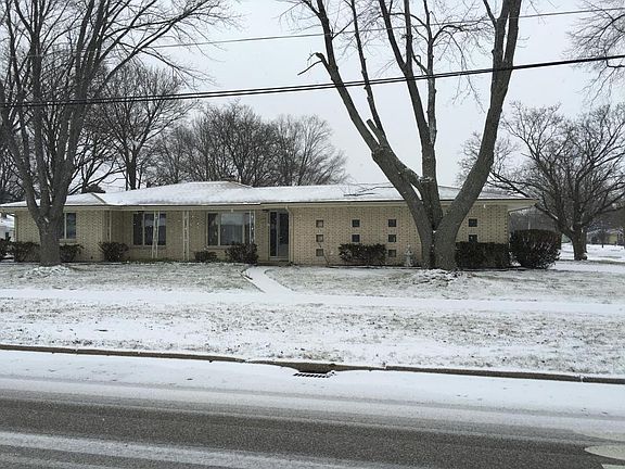 2nd image of 689 Van Raalte Ave