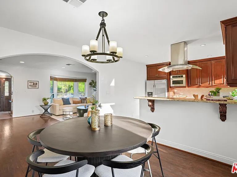 5539 Buffalo Ave — Photo 8