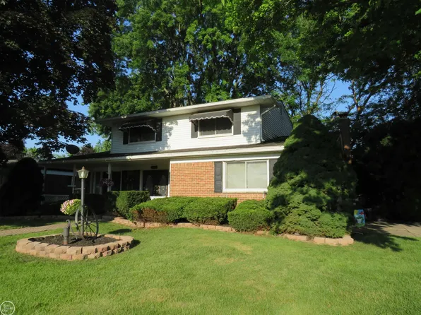 35541 Grayfield Dr, Sterling Heights, MI 48312