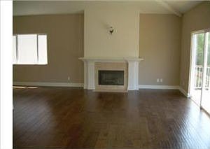2nd image of 1085 W 27th St