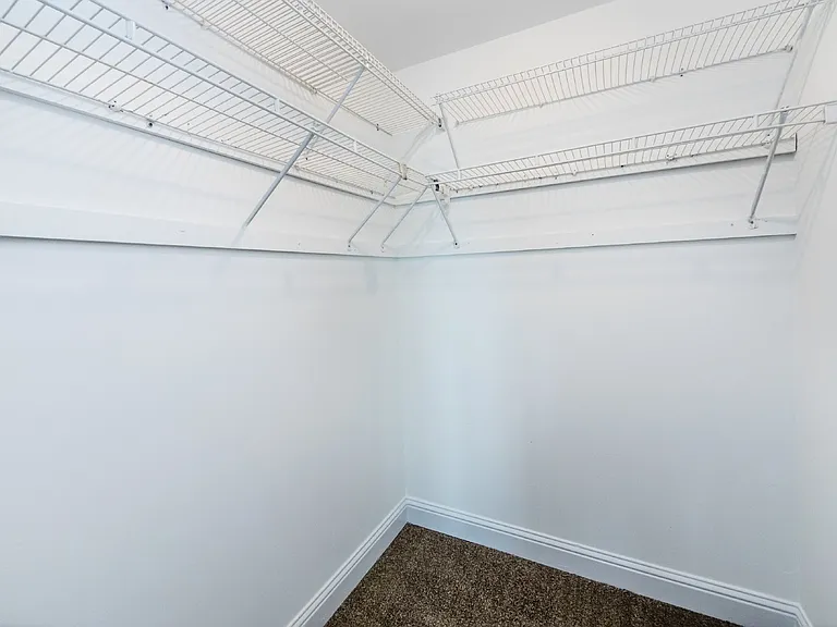 814 King Arthur Dr — Photo 16