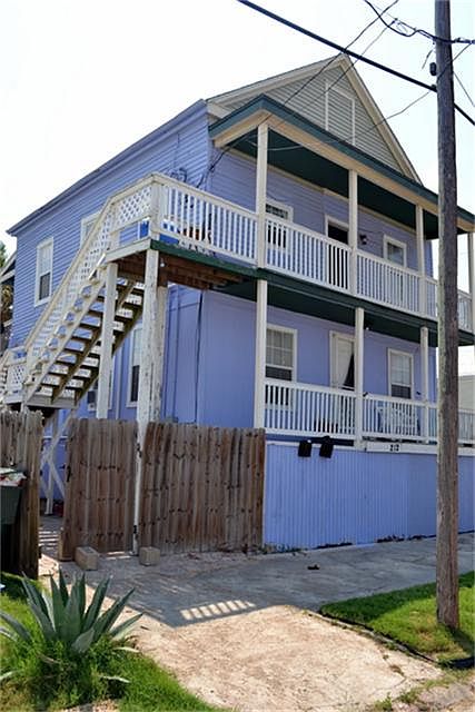1st image of 212 15th St