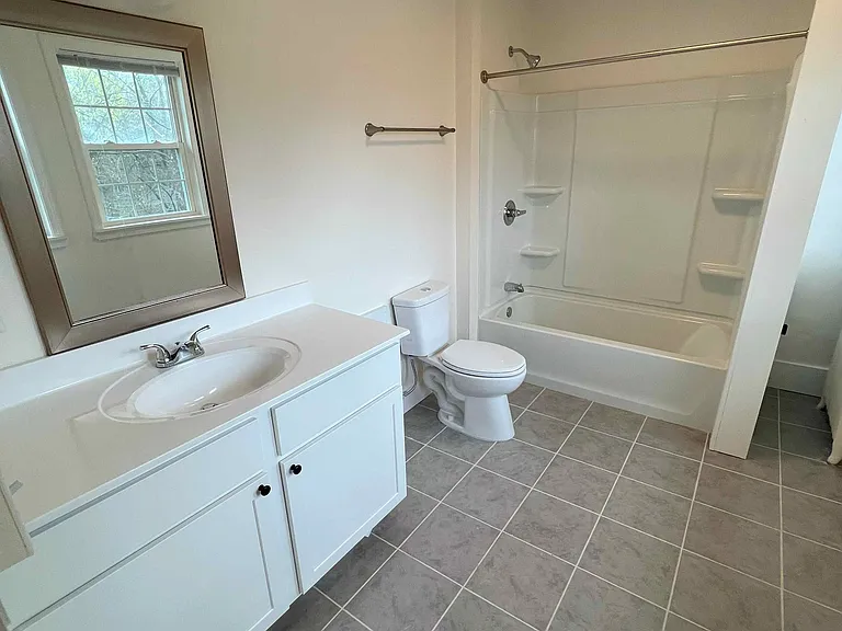 509 Wyckoff Rd #9 — Photo 7