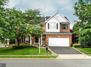 20533 Breezyhill Dr, Ashburn, VA 20147