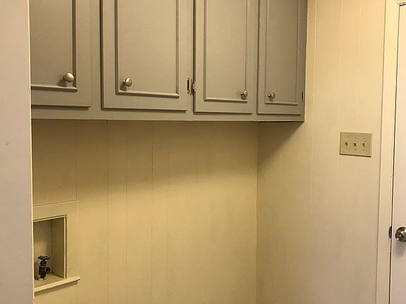 4th image of 2510 Tennyson St