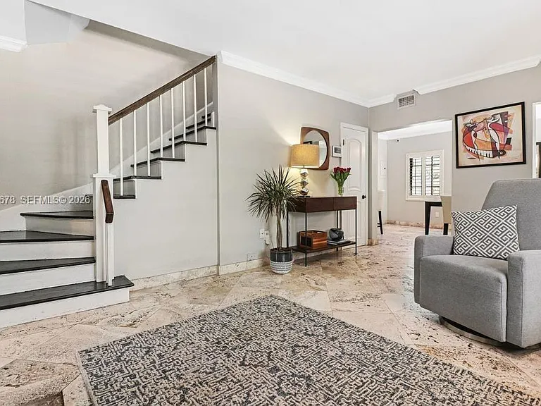 111 SW 29th Rd — Photo 11