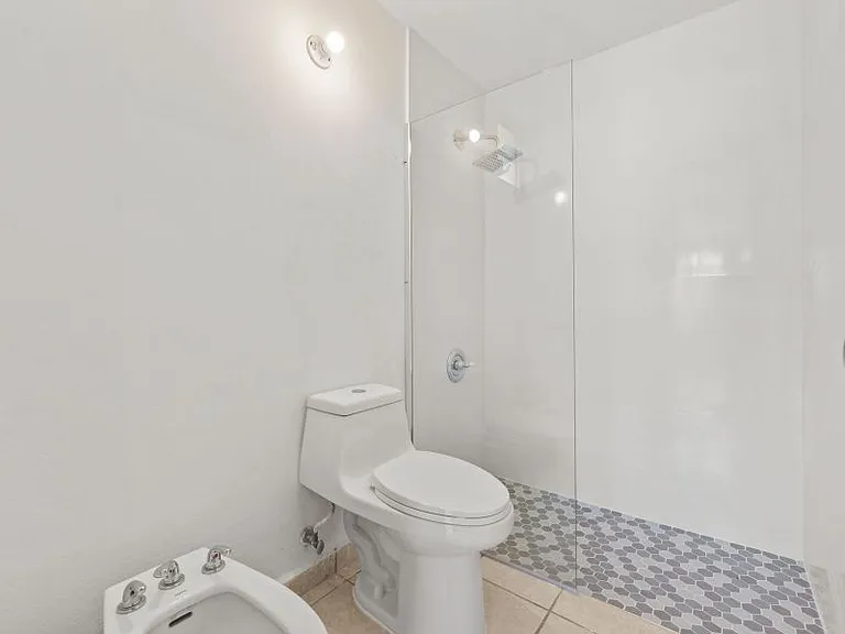 Cond Montecentro Apt L401 Calle Daguao 416 — Photo 27