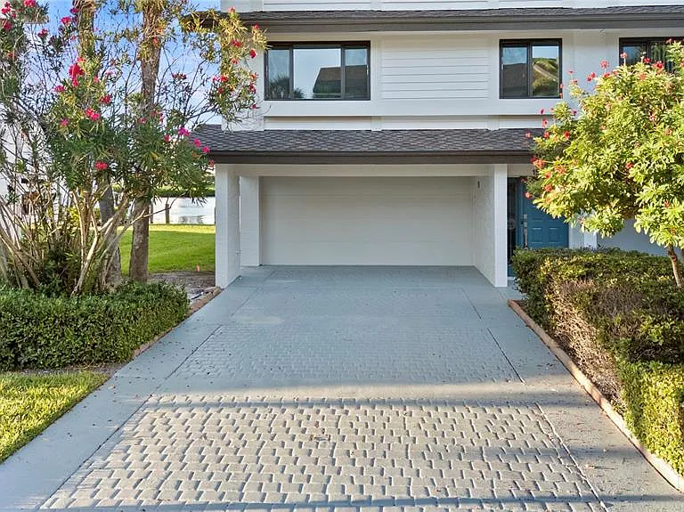 150 Marina Del Rey Ct — Photo 9