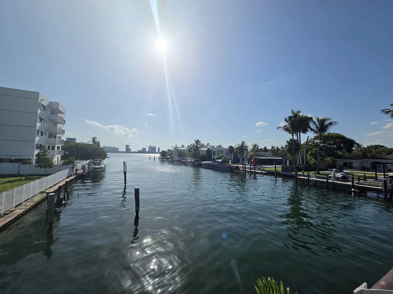 2 bed, 760 sqft, $2,100 — Photo 3