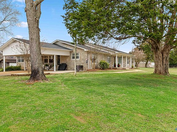 2nd image of 7485 Moores Mill Rd