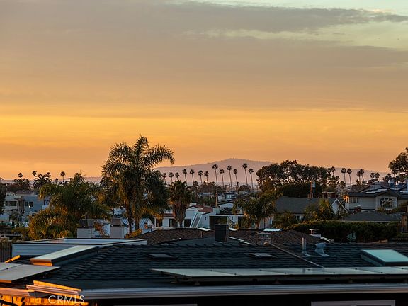 5th image of 511 Seaward Rd