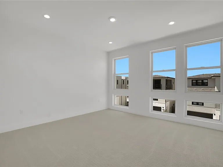 168 Creation St — Photo 40