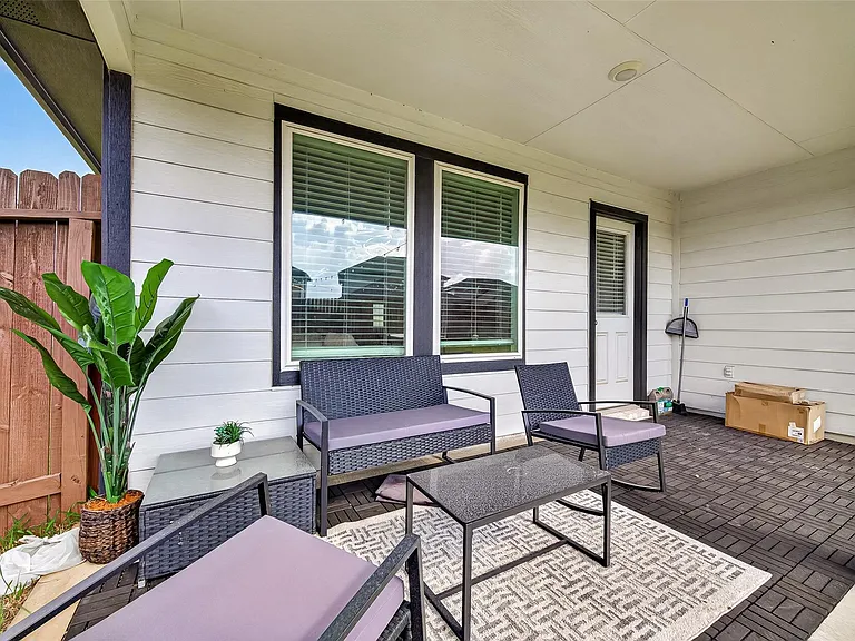 4222 Zeke Estates Ln — Photo 41