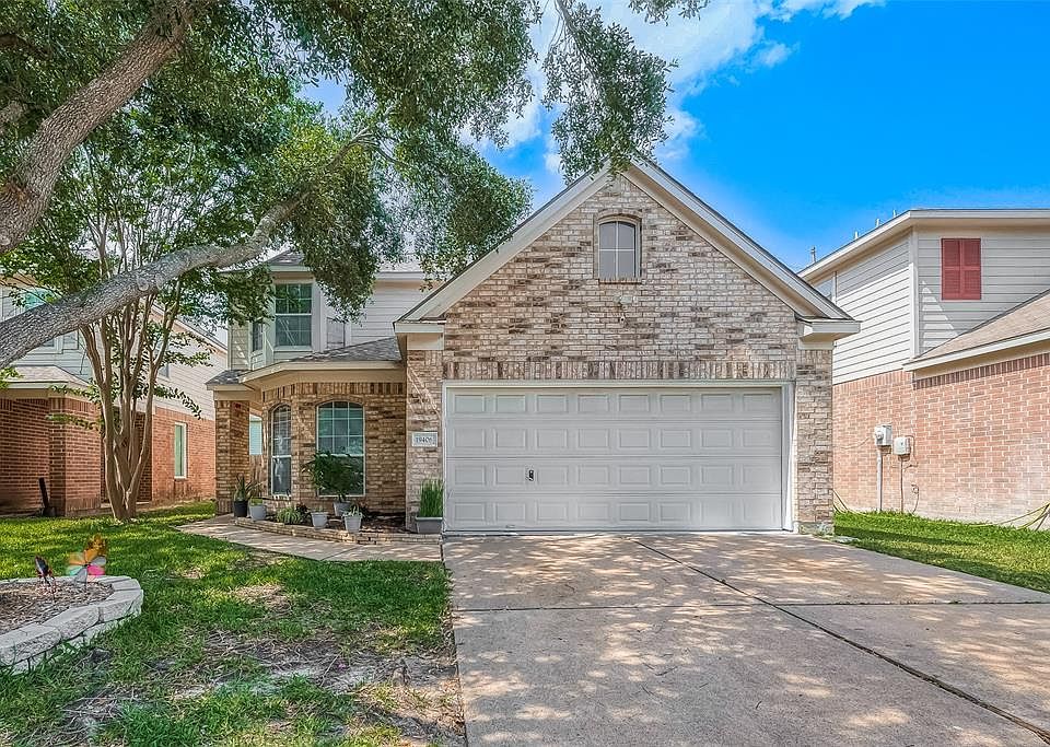 1st image of 19406 Hillside Springs Circle