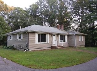 560 Old Post Rd, Walpole, MA 02081