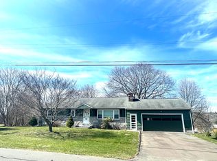 24 Jeanette Rd, Danbury, CT 06811