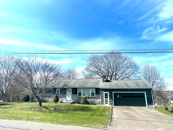 24 jeanette road, Danbury, CT 06811