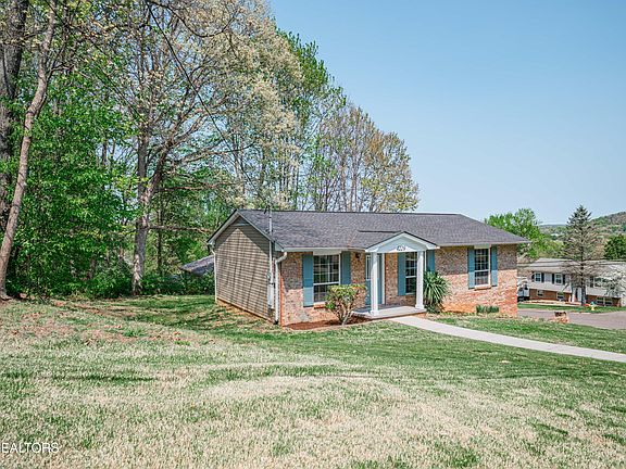 3rd image of 4229 Abercorn Rd